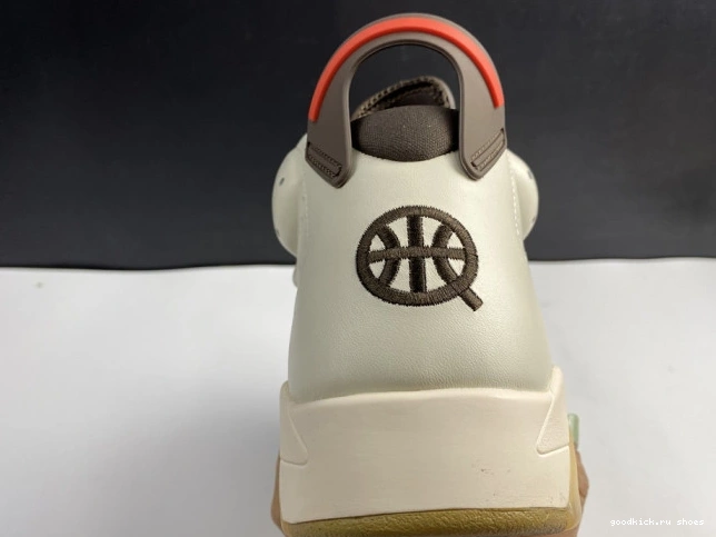 Brown Quai54 6 AIR (2020) CZ4152-100 Sail Retro Jordan 0719